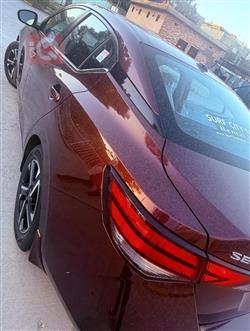 نيسان سنترا